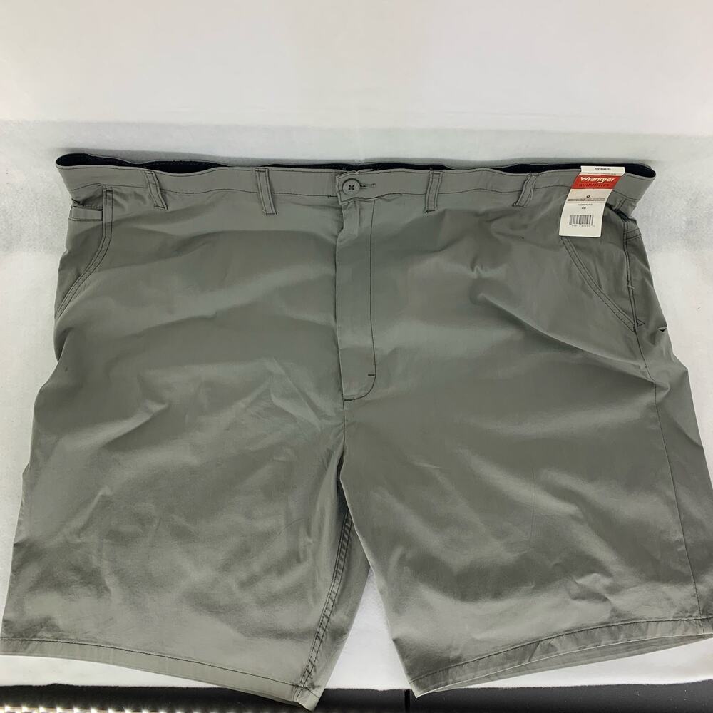 Wrangler Authentics Men's Performance Relaxed Comfort Flex Waist Shorts Size 48
